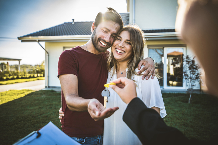 Success Stories: How Our Loan Officers Helped Homebuyers Get the Best Deals
